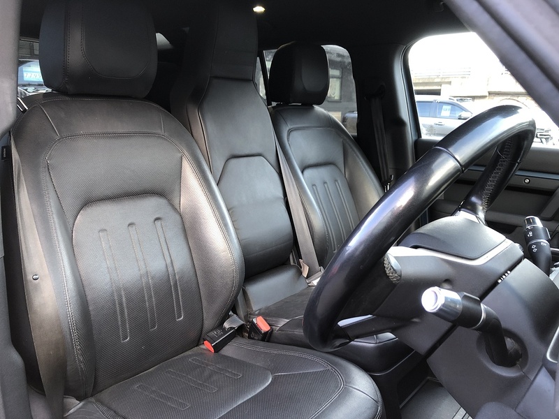 Land Rover Defender 110 D250 MHEV S - U1895