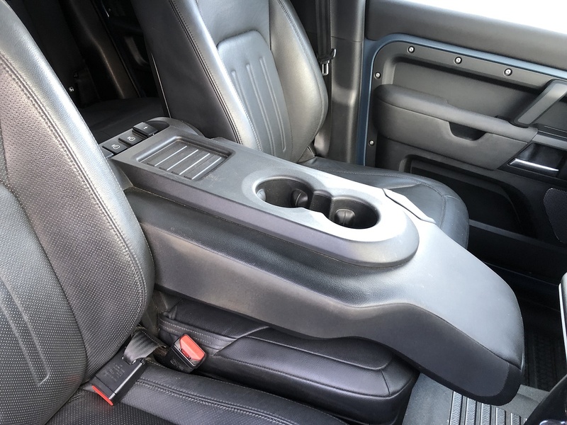 Land Rover Defender 110 D250 MHEV S - U1895