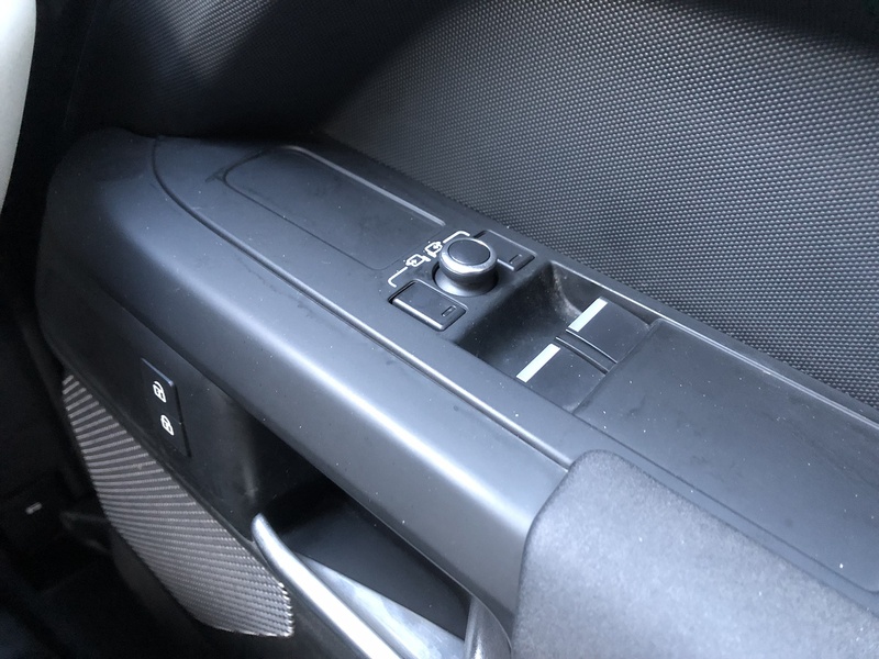 Land Rover Defender 110 D250 MHEV S - U1895