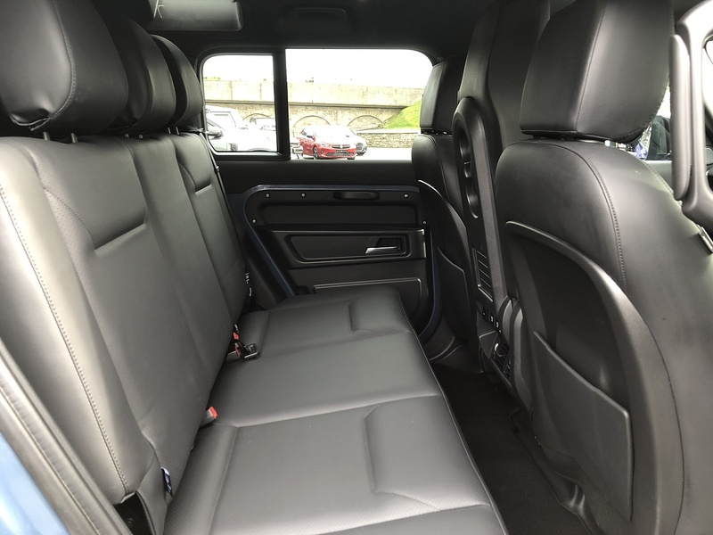 Land Rover Defender 110 D250 MHEV S - U1895