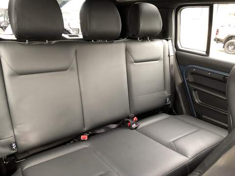 Land Rover Defender 110 D250 MHEV S - U1895