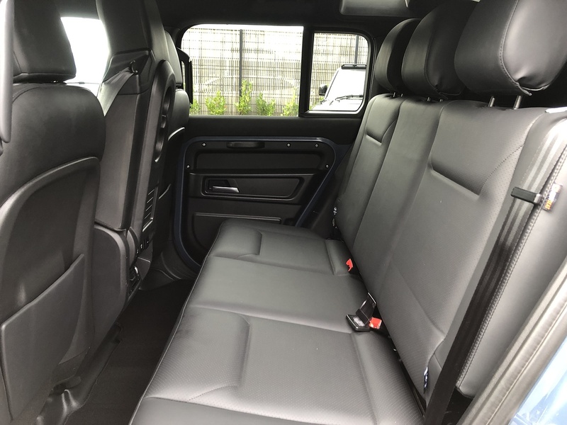 Land Rover Defender 110 D250 MHEV S - U1895