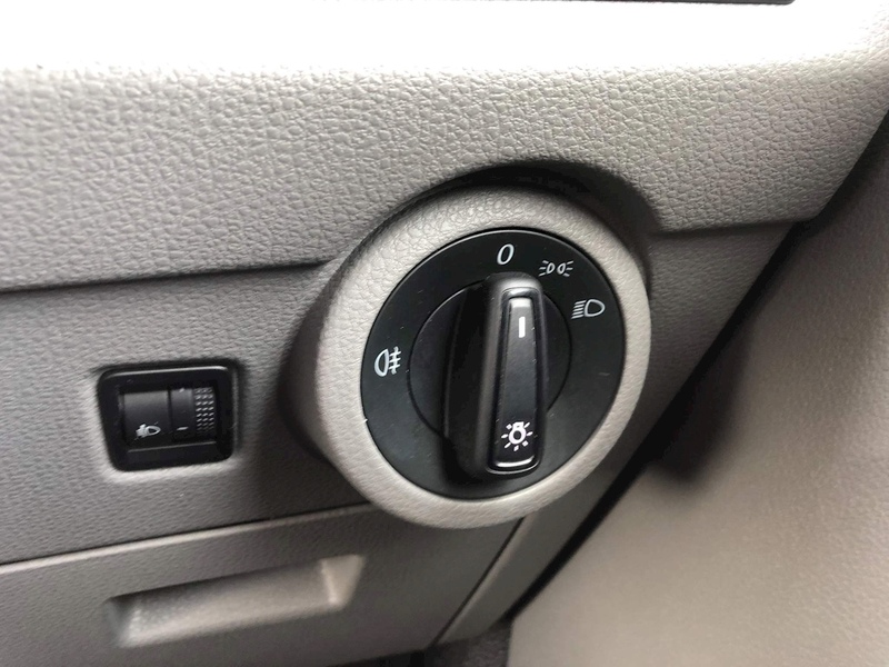 Volkswagen Transporter 2.0 TDI T28 Startline FWD SWB Euro 6 (s/s) 5dr - U1897