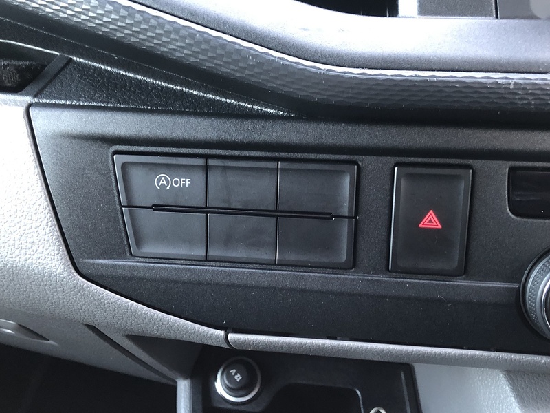 Volkswagen Transporter 2.0 TDI T28 Startline FWD SWB Euro 6 (s/s) 5dr - U1897