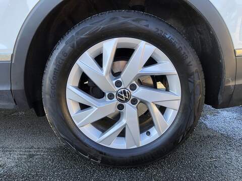 Volkswagen Tiguan TSI Life - U1903