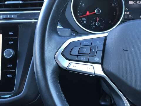 Volkswagen Tiguan TSI Life - U1903