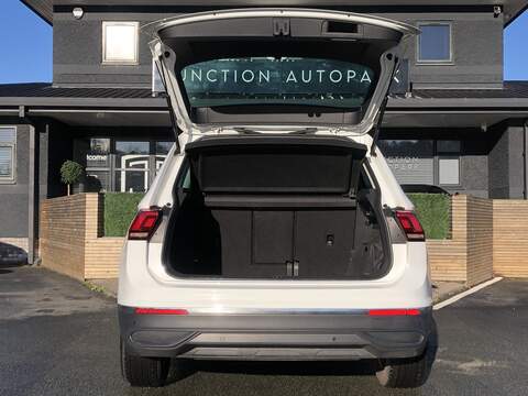 Volkswagen Tiguan TSI Life - U1903