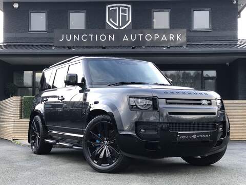 Land Rover Defender 110 3.0 D250 MHEV S Hard Top SUV 5dr Diesel Auto 4WD MWB Euro 6 (s/s) (250 ps)