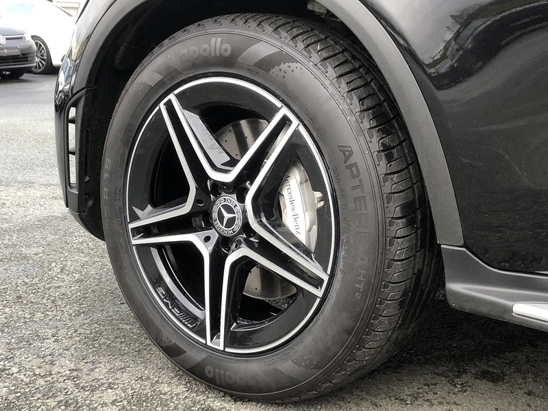 Mercedes-Benz GLC GLC220d AMG Line - U1910