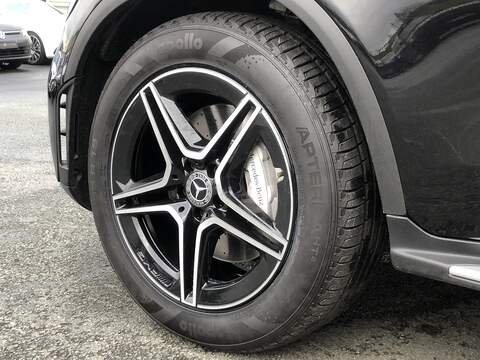 Mercedes-Benz GLC GLC220d AMG Line - U1910