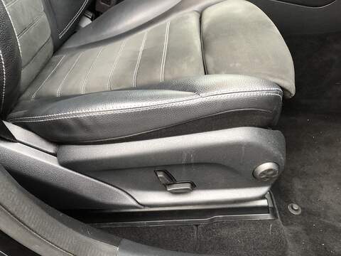 Mercedes-Benz GLC GLC220d AMG Line - U1910