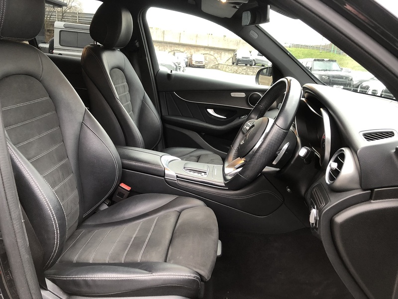 Mercedes-Benz GLC GLC220d AMG Line - U1910