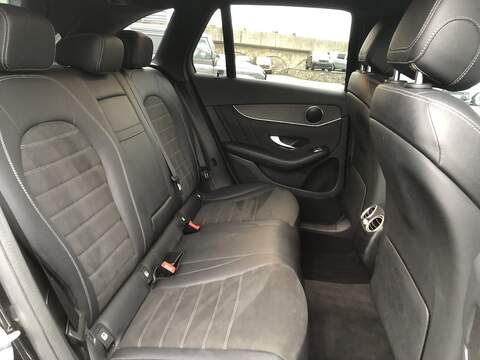 Mercedes-Benz GLC GLC220d AMG Line - U1910