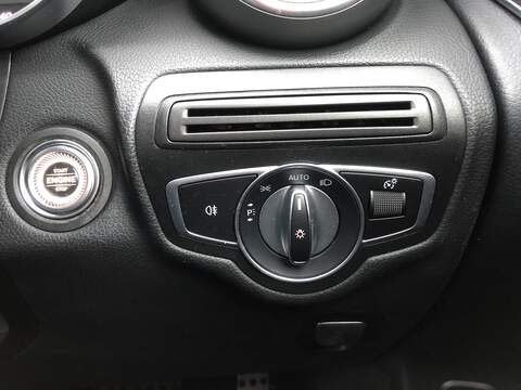 Mercedes-Benz GLC GLC220d AMG Line - U1910