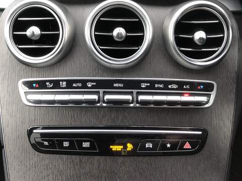 Mercedes-Benz GLC GLC220d AMG Line - U1910