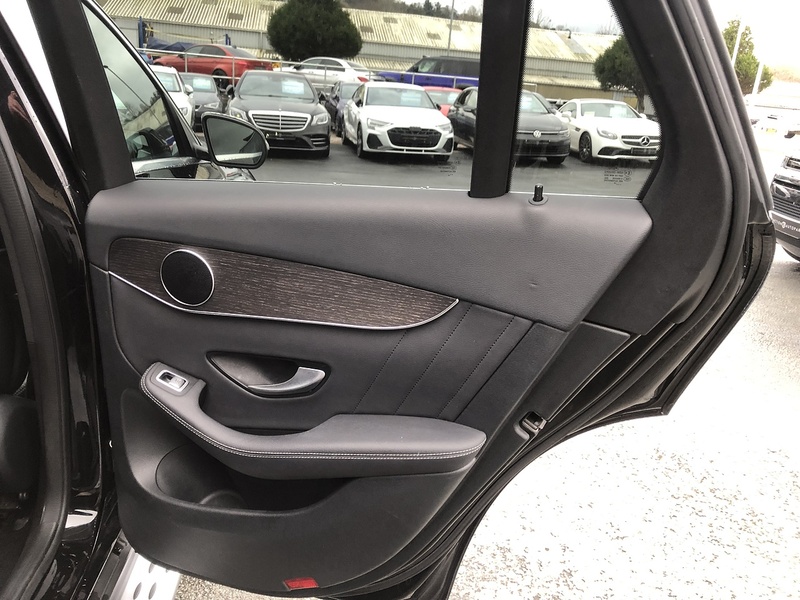 Mercedes-Benz GLC GLC220d AMG Line - U1910