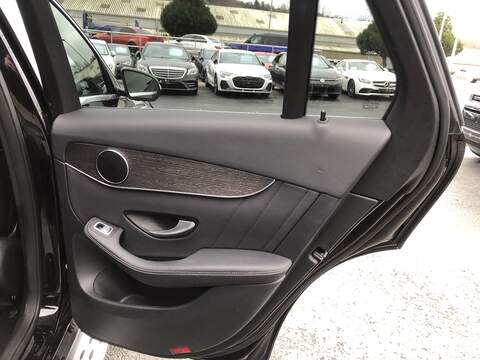 Mercedes-Benz GLC GLC220d AMG Line - U1910