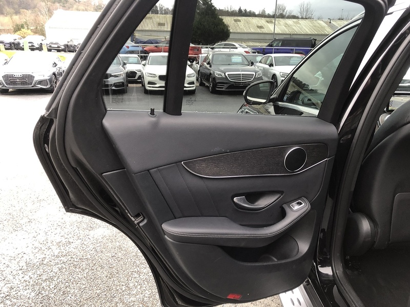 Mercedes-Benz GLC GLC220d AMG Line - U1910