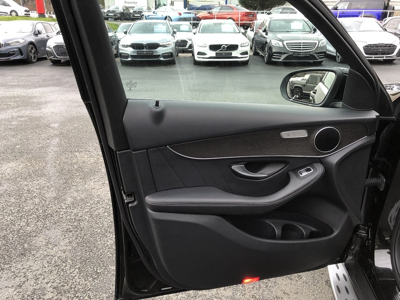 Mercedes-Benz GLC GLC220d AMG Line - U1910