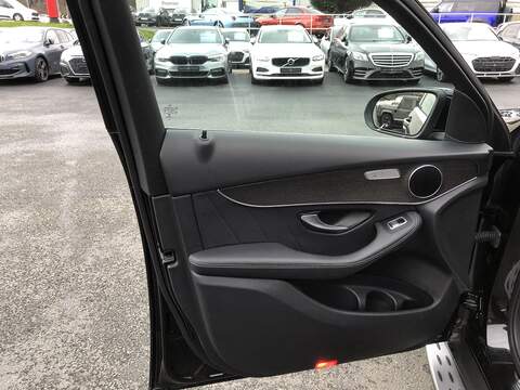 Mercedes-Benz GLC GLC220d AMG Line - U1910