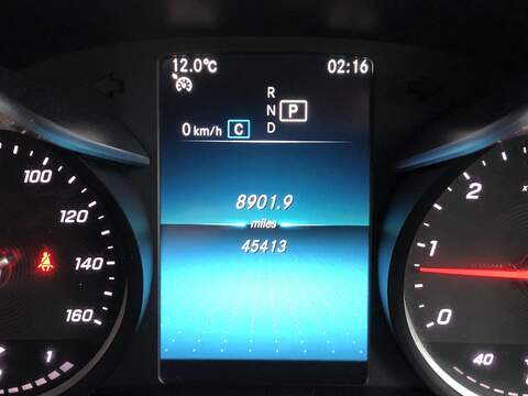 Mercedes-Benz GLC GLC220d AMG Line - U1910