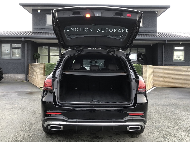 Mercedes-Benz GLC GLC220d AMG Line - U1910