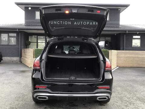 Mercedes-Benz GLC GLC220d AMG Line - U1910