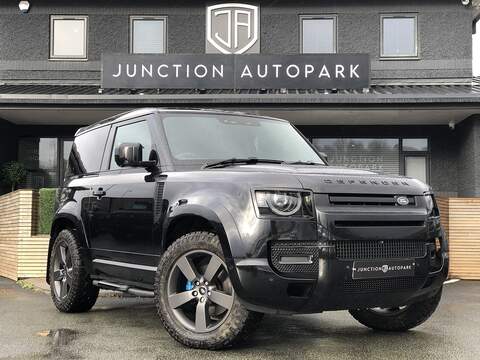 Land Rover Defender 90 3.0 D250 MHEV S Hard Top SUV 5dr Diesel Auto 4WD MWB Euro 6 (s/s) (250 ps)