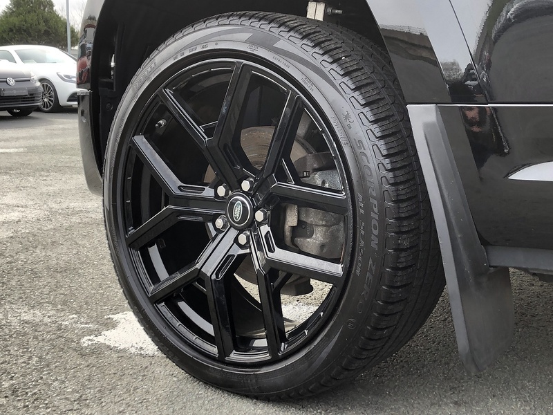 Land Rover Defender 90 D250 MHEV - U1914