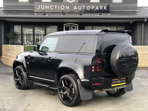 Land Rover Defender 90 D250 MHEV - U1914