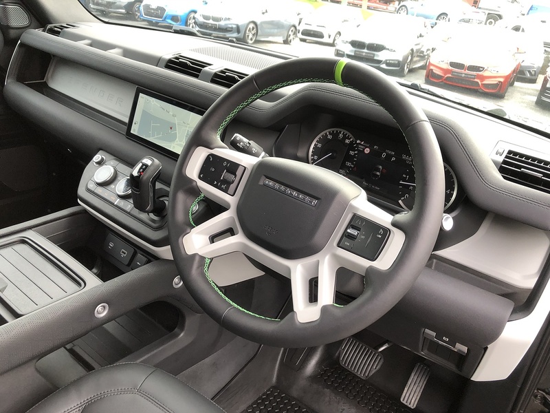 Land Rover Defender 90 D250 MHEV - U1914