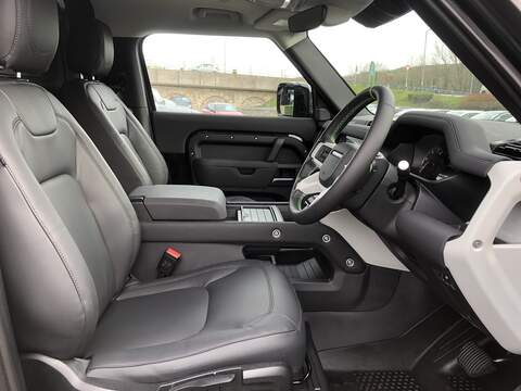 Land Rover Defender 90 D250 MHEV - U1914