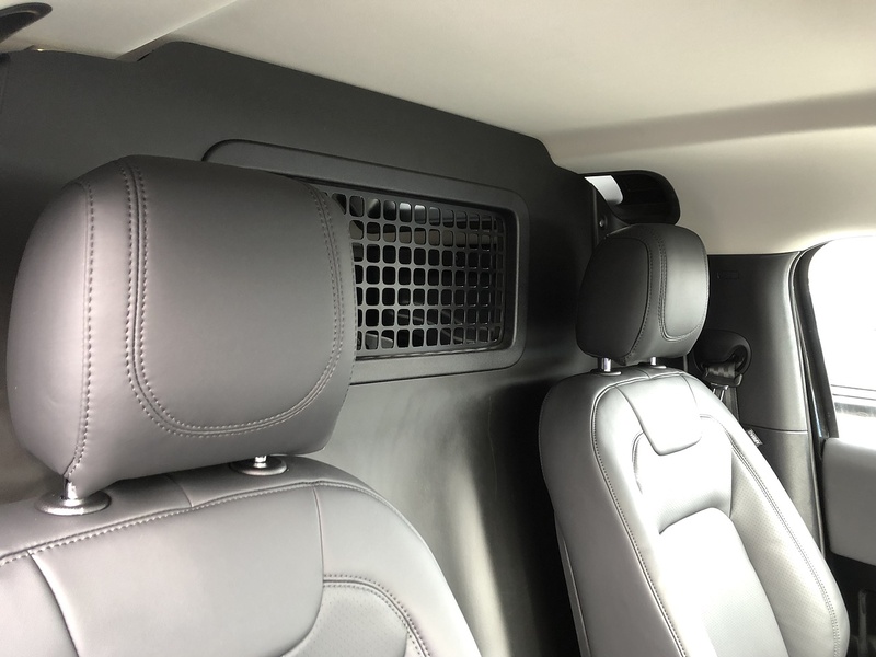 Land Rover Defender 90 D250 MHEV - U1914