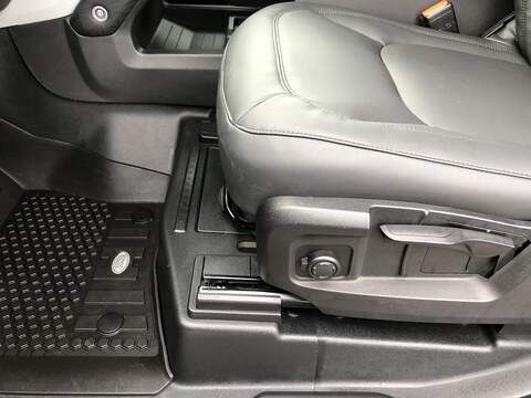 Land Rover Defender 90 D250 MHEV - U1914