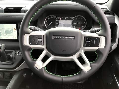 Land Rover Defender 90 D250 MHEV - U1914