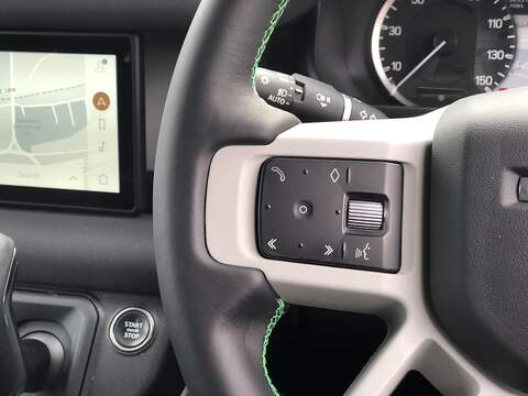 Land Rover Defender 90 D250 MHEV - U1914