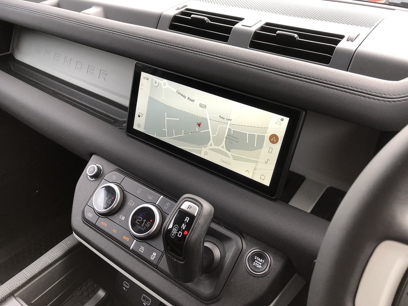 Land Rover Defender 90 D250 MHEV - U1914