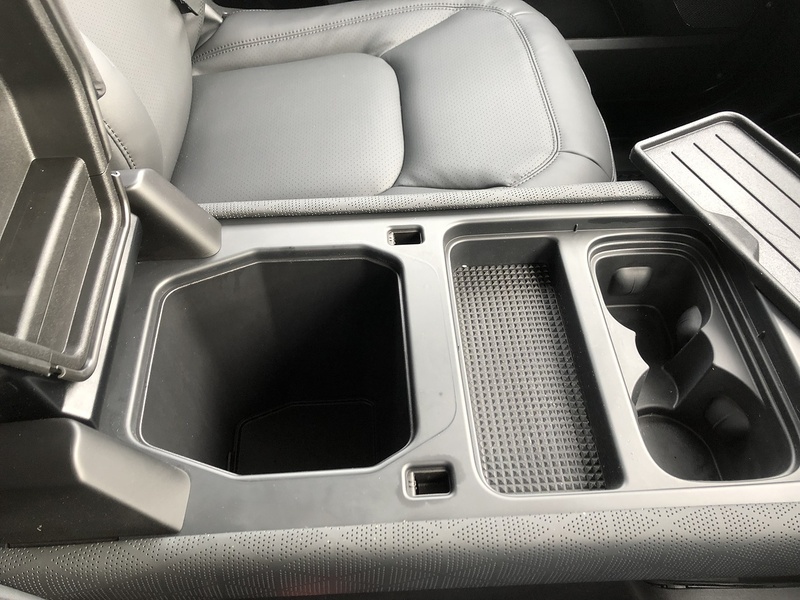 Land Rover Defender 90 D250 MHEV - U1914