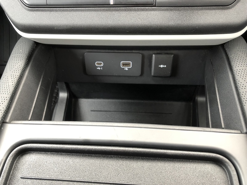 Land Rover Defender 90 D250 MHEV - U1914