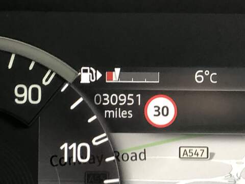 Land Rover Defender 90 D250 MHEV - U1914