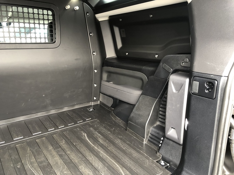 Land Rover Defender 90 D250 MHEV - U1914