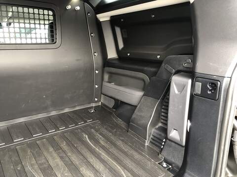 Land Rover Defender 90 D250 MHEV - U1914