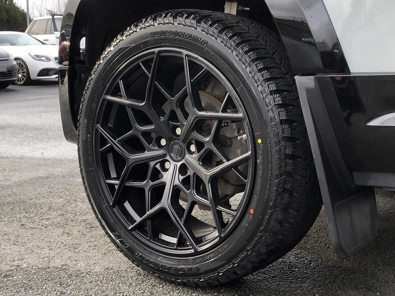 Land Rover Defender 90 D250 MHEV - U1919