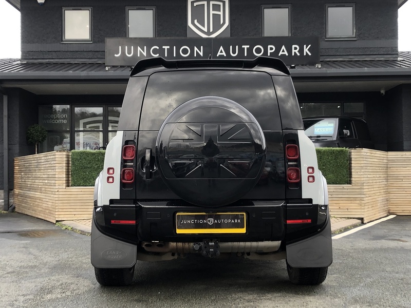 Land Rover Defender 90 D250 MHEV - U1919