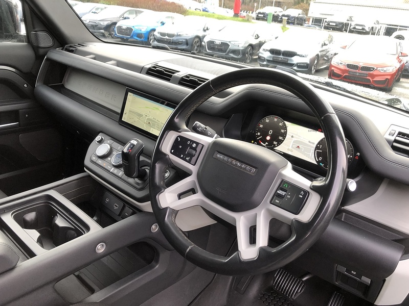 Land Rover Defender 90 D250 MHEV - U1919