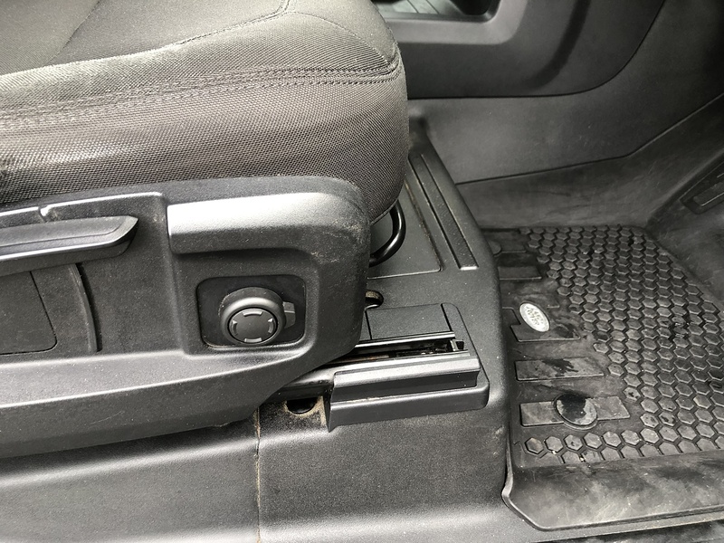 Land Rover Defender 90 D250 MHEV - U1919