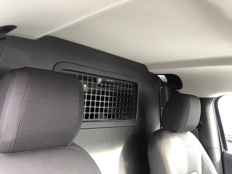 Land Rover Defender 90 D250 MHEV - U1919