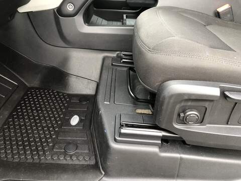 Land Rover Defender 90 D250 MHEV - U1919