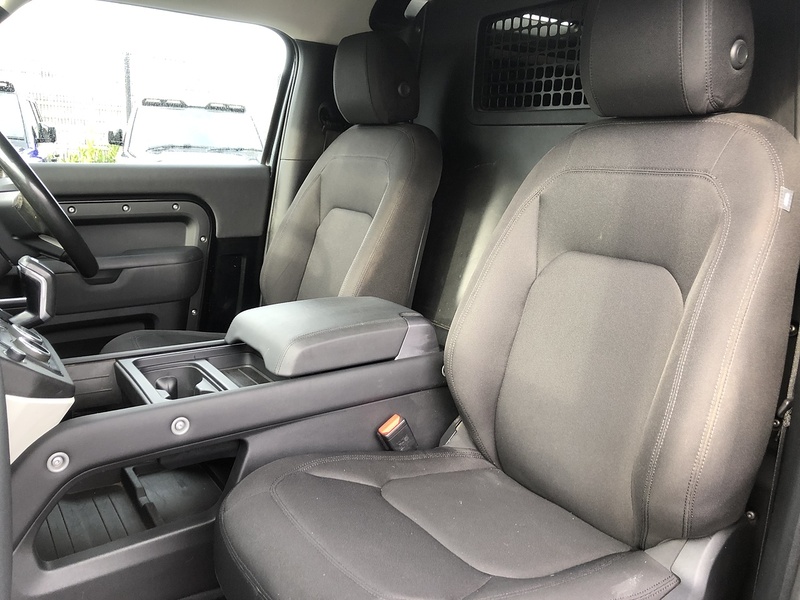 Land Rover Defender 90 D250 MHEV - U1919