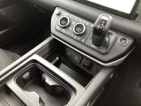 Land Rover Defender 90 D250 MHEV - U1919